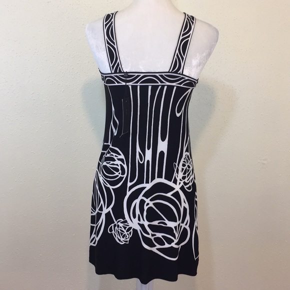 BCBG Black and White Capri Mini Dress - Picture 6 of 8